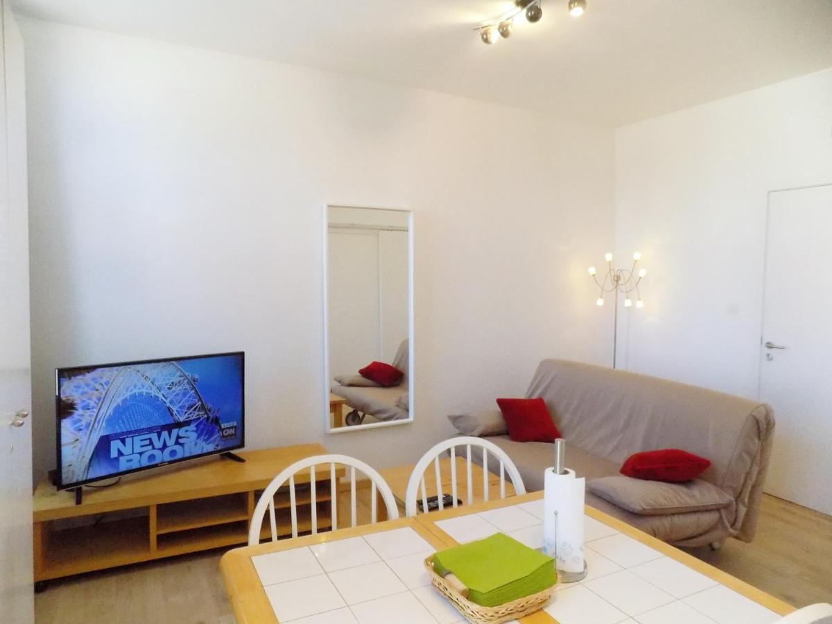 La Lodelinsartoise - Meuble De 3 Cles Apartment *